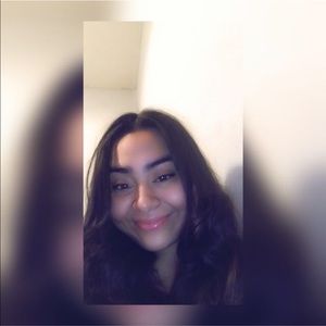 Meet your Posher, Jocelyn